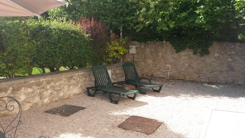 La Milane Bed & Breakfast Cabries Exterior photo